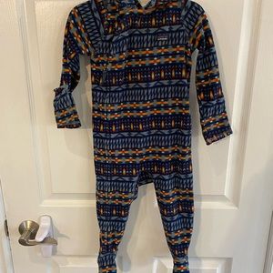 Patagonia size 18-24 month fleece bunting